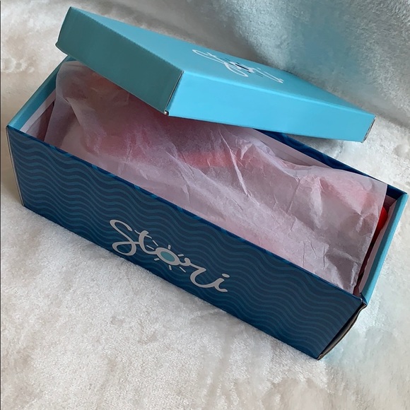 Adorable Jelly Bow Sandals - Picture 3 of 4